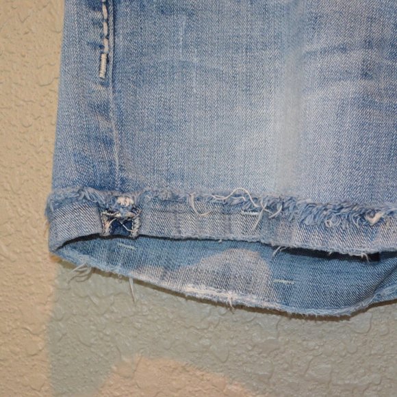 Sz 27 Miss Me Embroidered Boyfriend Blue Jean Shorts JPB1026SH - Picture 6 of 14